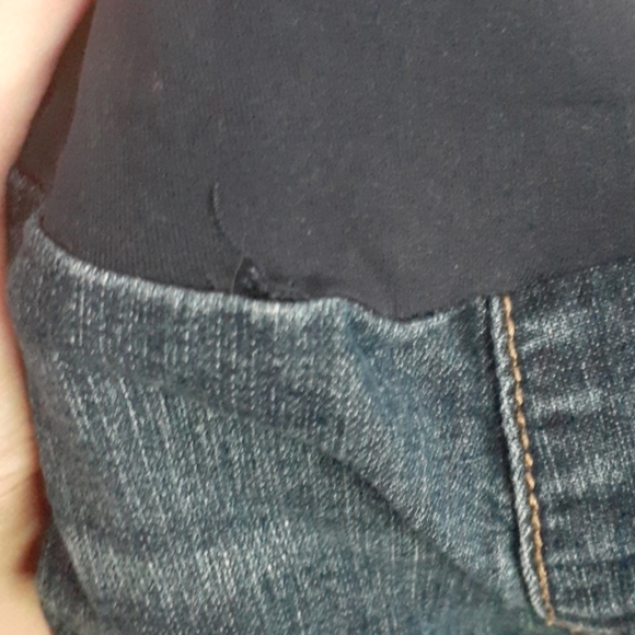 Maternity shorts - Picture 3 of 7